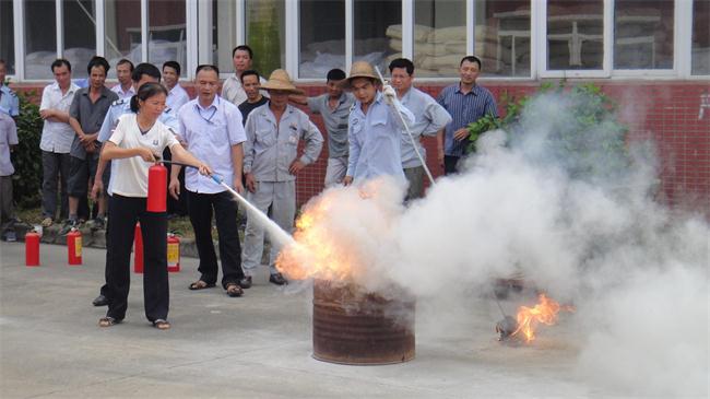 【煒林納動(dòng)態(tài)】安全生產(chǎn)月之消防應(yīng)急演練